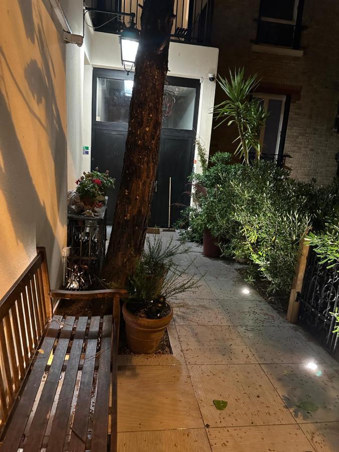 Green&Purple Studio 24-24 Access Bois-Colombes Exterior foto